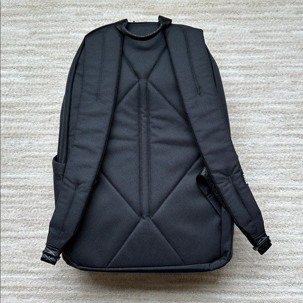 NWT Thule Notus Lightweight Black Laptop Backpack Padded 35-2007525 Co-branding